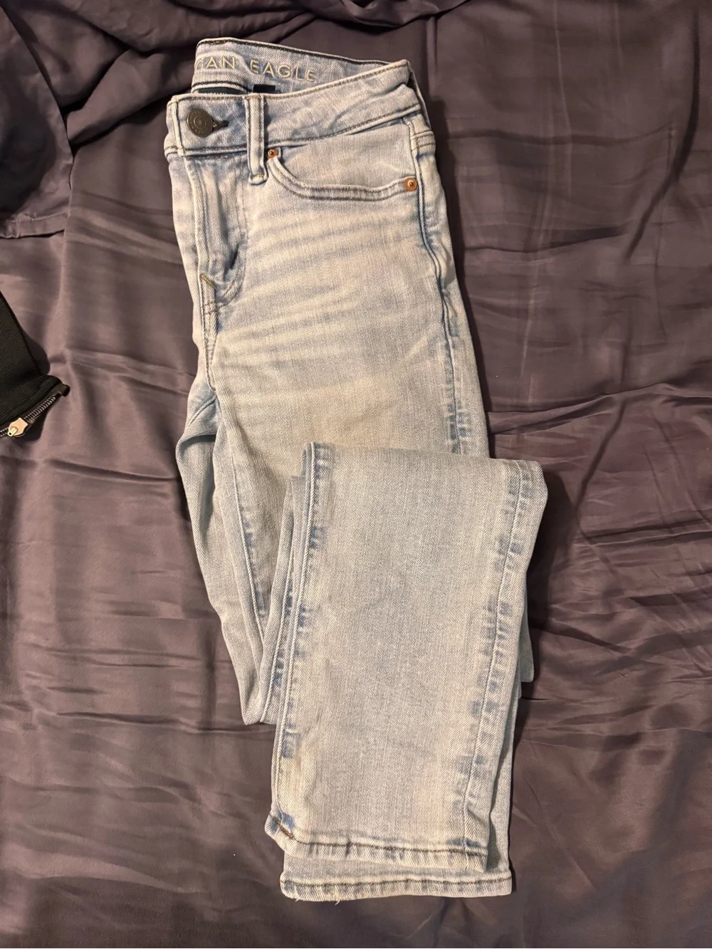 American Eagle Outfitters Men’s Light Blue Slim Straight Jeans